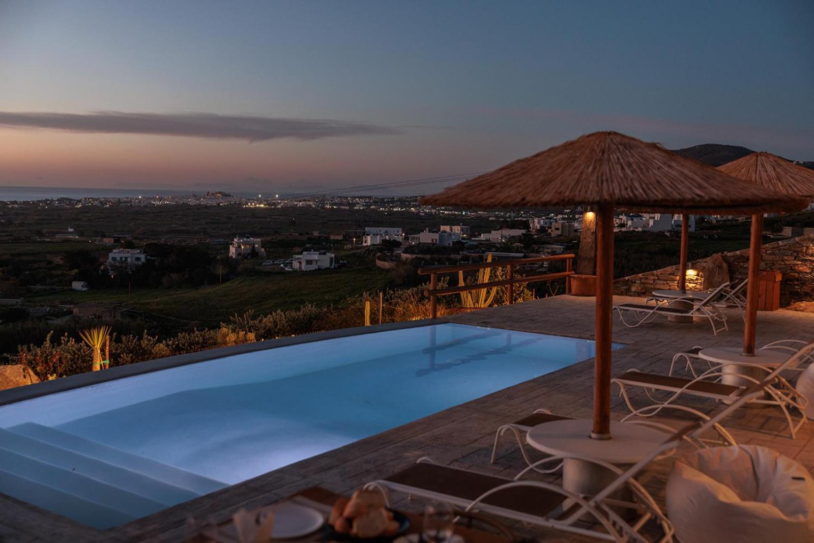 Papa Appartement Glinado Naxos
