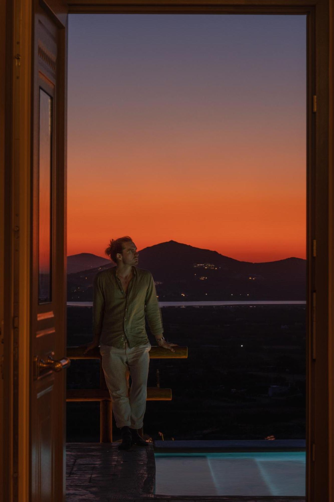 Papa Glinado Naxos